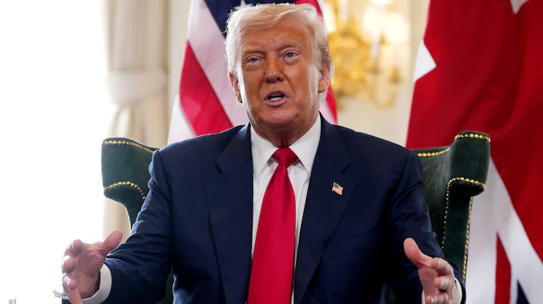 Trump nuclear submarines deployed after Dead Hand threat